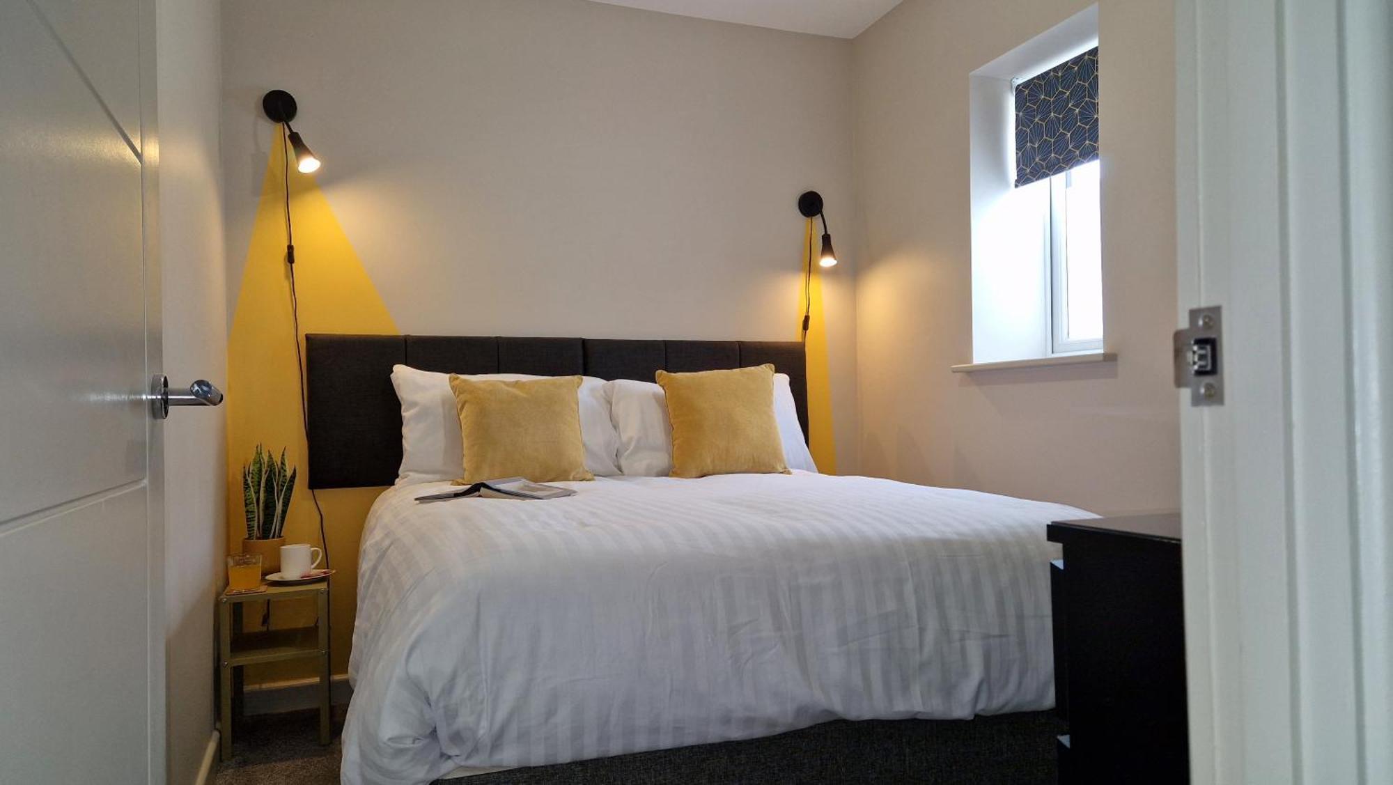 Apartment Three - Free Private Car Park - Sleeps 6 - 3 Shower Rooms - By Ocean City Retreats プリマス エクステリア 写真