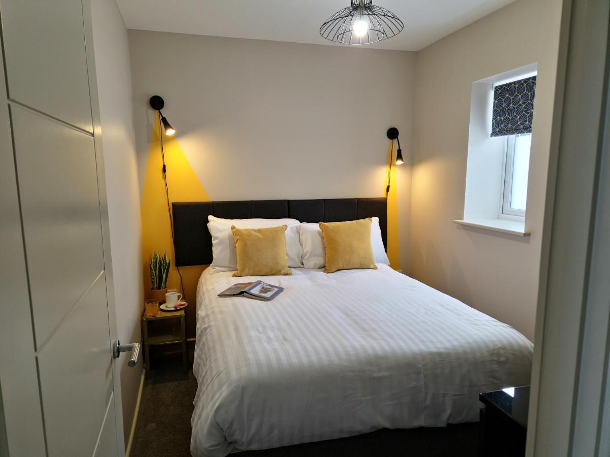 Apartment Three - Free Private Car Park - Sleeps 6 - 3 Shower Rooms - By Ocean City Retreats プリマス エクステリア 写真